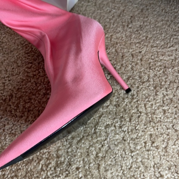 Balenciaga Pink Knife 115 Thigh Boot NWT. As seen on Kim K perfect in 4 seasons - Picture 6 of 9